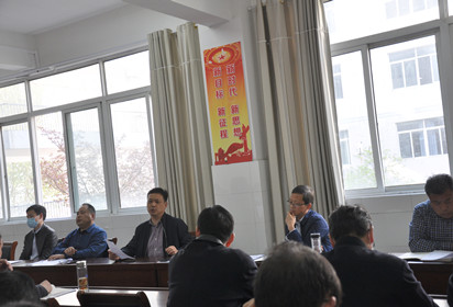 展示風(fēng)采同發(fā)展 分享經(jīng)驗(yàn)共成長(zhǎng) ——泗陽中專召開月結(jié)暨工作研討會(huì)
