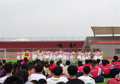 職教活動(dòng)周：泗陽(yáng)中專舉行2022“向快樂(lè)出發(fā)”課間操比賽