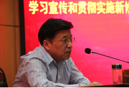 2022職教活動周：宿遷經(jīng)貿(mào)高職舉行學(xué)習(xí)宣傳和貫徹實施新修訂的職業(yè)教育法報告會