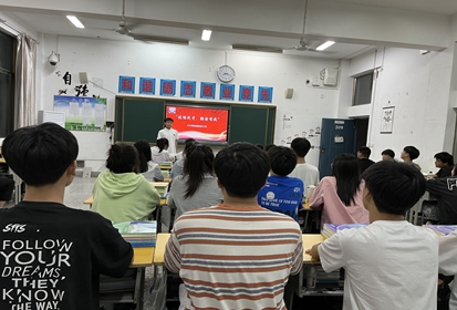 職教宣傳周：宿豫中專組織主題班會活動