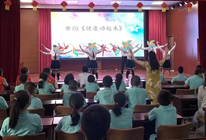 泗洪中專開展“情暖六一，共迎端午”特殊兒童群體關(guān)愛活動