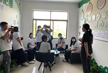 泗洪中專開展“強國有我，與法同行”主題法治團課