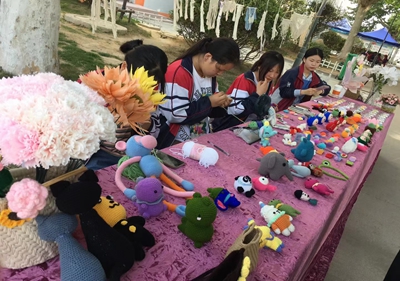 指尖芭蕾:心靈手巧展風(fēng)采