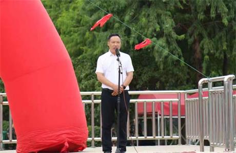 軍姿颯爽  青春飛揚(yáng)