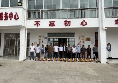 泗陽中專：開展走訪慰問，送去佳節(jié)溫暖