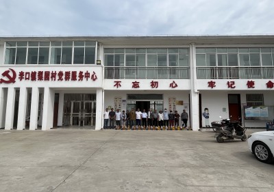 泗陽中專：開展走訪慰問，送去佳節(jié)溫暖