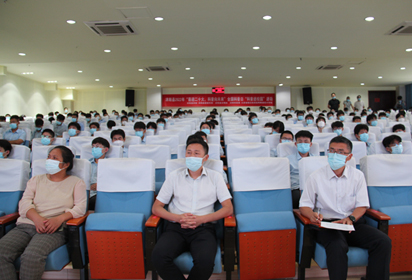 喜迎二十大 科普向未來——沭陽縣2022年全國科普日“科普進校園”活動在宿遷經(jīng)貿(mào)高職舉行