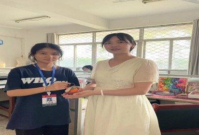 叮咚，請查收服裝學(xué)子的心意 ——泗陽中專服裝工程系開展特色教師節(jié)活動