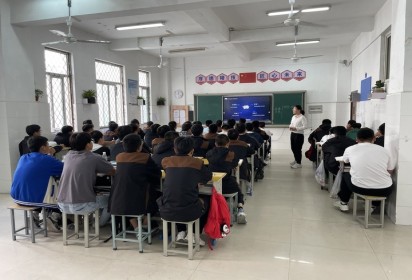 新人亮風(fēng)采 幫扶促成長 -——泗陽中專機(jī)電工程系新教師韓賽公開課
