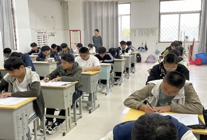 階段測(cè)試顯成效  齊心協(xié)力提質(zhì)量 --泗陽(yáng)中專機(jī)電工程系舉行本學(xué)期第一次月考