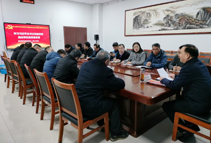 宿遷經(jīng)貿(mào)高職黨委書記講授主題教育專題黨課