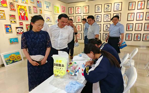 一技在手 一生無憂——2024年宿遷市職業(yè)教育活動周在宿遷經(jīng)貿高職啟動