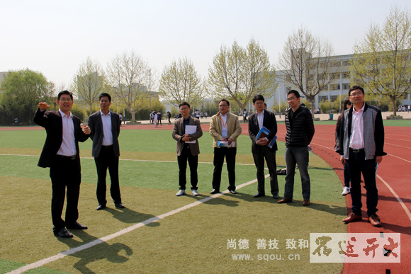 省現(xiàn)代化專業(yè)群建設(shè)專家組蒞臨宿遷開放大學(xué)視導(dǎo)