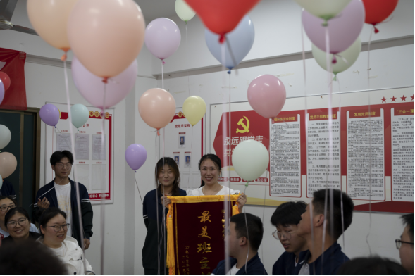 青春不散場，夢想正啟航——宿遷開放大學(xué)機(jī)電工程系舉行2025屆中專生成長儀式暨畢業(yè)典禮