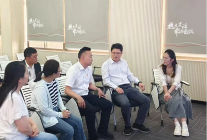 黨建引領(lǐng)聚合力 校社聯(lián)動促發(fā)展