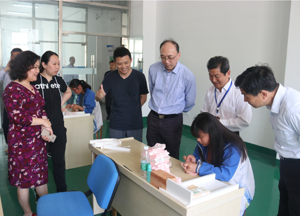 省人社廳副廳長陳健到淮海技師學(xué)院調(diào)研指導(dǎo)工作
