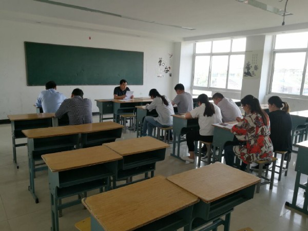 淮海技師學(xué)院各黨支部有序開(kāi)展黨課學(xué)習(xí)