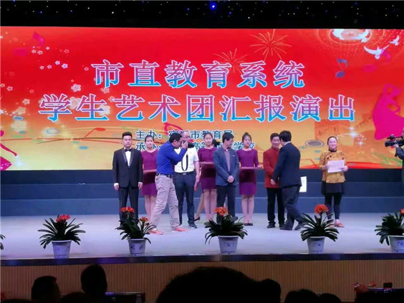 宿遷經(jīng)貿(mào)高職合唱團榮獲市直教育系統(tǒng)演出比賽特等獎