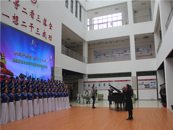 宿遷經(jīng)貿(mào)高職敞開大門歡迎全市人民參觀