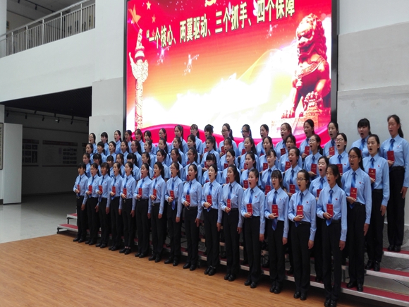 宿遷經(jīng)貿(mào)高職黨委唱響“兩學(xué)一做”學(xué)習(xí)教育常態(tài)化和制度化