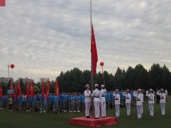 欲成為鴻鵠，必先有鴻鵠之志 ——宿遷經(jīng)貿(mào)高職舉行別開生面的新生入學(xué)教育儀式