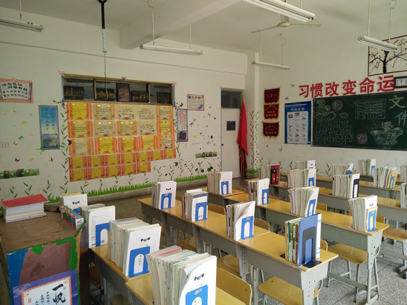 特色環(huán)境布置，增亮校園文化