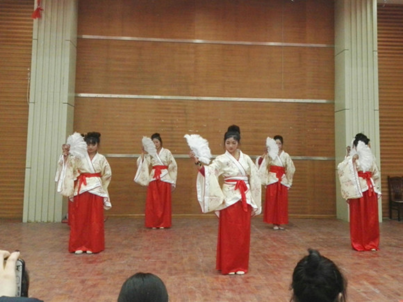 宿遷經(jīng)貿(mào)高職“弘毅大舞臺”之九：造夢春天