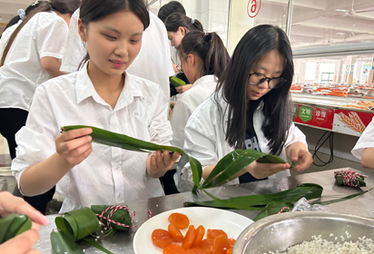 弘揚傳統(tǒng)節(jié)日文化  增強民族文化自信——宿遷經貿高職開展端午節(jié)主題系列活動