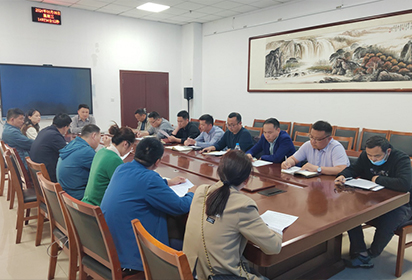 探索創(chuàng)新建設(shè)模式 打造“雙師型”教師隊(duì)伍
