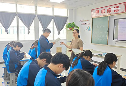 宿遷經(jīng)貿(mào)高職組織教師參加縣職教同課異構(gòu)活動(dòng)