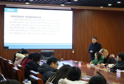 以研促教 “數(shù)”說精彩——市職業(yè)學(xué)校數(shù)學(xué)教科研活動在宿遷經(jīng)貿(mào)高職舉行