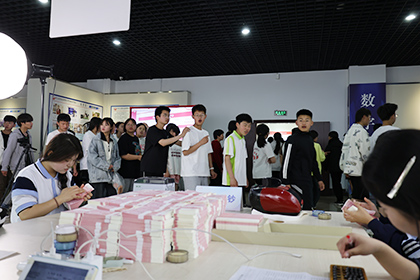 宿遷經(jīng)貿(mào)高職商貿(mào)系職教周技能展示：以技能為炬 點亮職業(yè)夢想