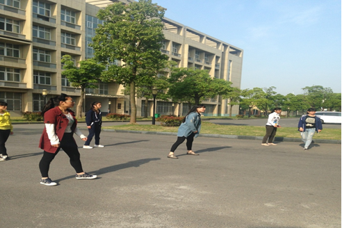 讓小游戲改變學(xué)生的精神面貌