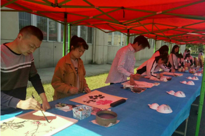 泗洪中專藝術(shù)專業(yè)圓滿完成職教活動周匯報展演