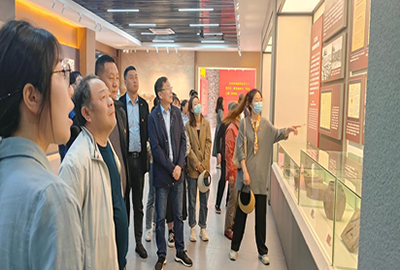 泗洪中專赴“春到上塘”紀(jì)念館開展黨性錘煉活動