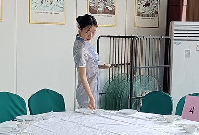 以賽促學(xué)、以賽促教、展風(fēng)采、創(chuàng)未來