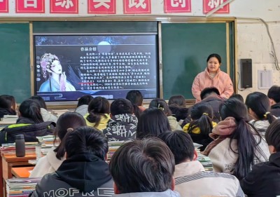 魅力課堂，精彩展示  ——記泗陽中專語文教研組一節(jié)公開課