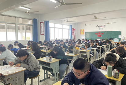 考前試金石，考后強(qiáng)心針 ——記泗陽中專高考部聯(lián)合體二模