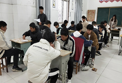 以“棋”啟智 “棋”樂無窮 ——泗陽中專舉行象棋選拔賽活動