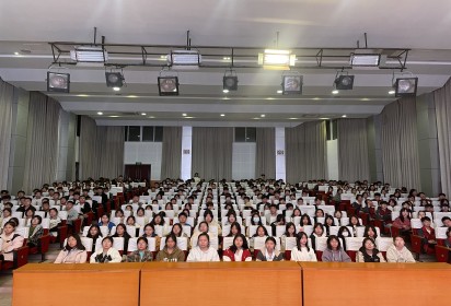 以規(guī)矩成方圓  方圓里尋夢(mèng)想——泗陽(yáng)中專高考二部召開紀(jì)律教育主題大會(huì)