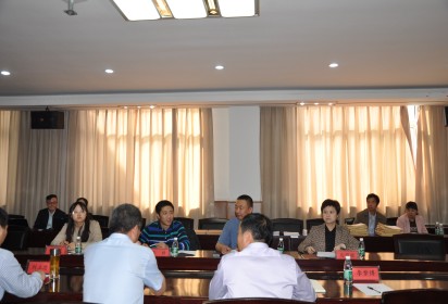 江蘇省職業(yè)技能人才評(píng)價(jià)質(zhì)量評(píng)估組蒞臨泗陽中專指導(dǎo)工作