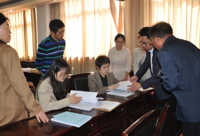 江蘇省職業(yè)技能人才評(píng)價(jià)質(zhì)量評(píng)估組蒞臨泗陽中專指導(dǎo)工作
