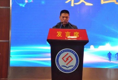 開展聯(lián)合大型招聘會(huì) 助力高質(zhì)量就業(yè)服務(wù)——泗陽中專舉辦2023年校園招聘會(huì)