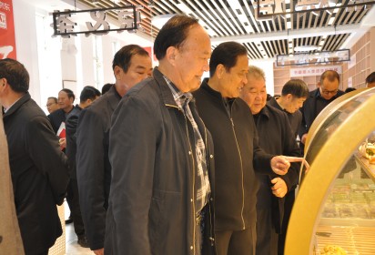 泗陽縣老科協(xié)教育分會(huì)加強(qiáng)職教工作交流會(huì)在泗陽中專召開