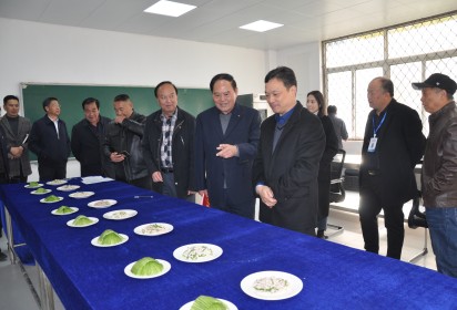 泗陽縣老科協(xié)教育分會(huì)加強(qiáng)職教工作交流會(huì)在泗陽中專召開