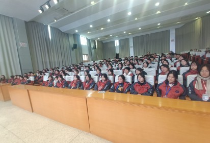 思則有備學(xué)急救知識  守護(hù)生命習(xí)救命技能——泗陽中專服裝工程系開展急救知識培訓(xùn)講座