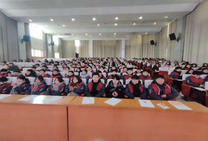 健康生活 陽光人生 ----泗陽中專開展學生心理健康知識講座