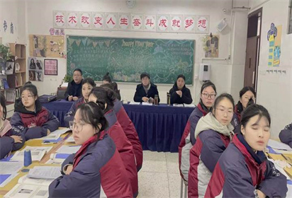江蘇聯(lián)合職業(yè)技術學院泗陽中專辦學點 接受省五年制高職辦學單位人才培養(yǎng)工作水平評估現(xiàn)場考察