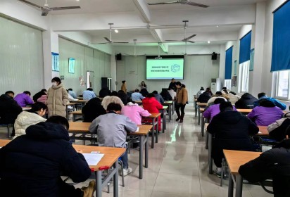 泗陽中專圓滿完成企業(yè)新型學(xué)徒制培訓(xùn)結(jié)業(yè)考試