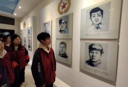 緬懷革命先烈  傳承紅色基因 ——泗陽中專開展祭掃英烈活動